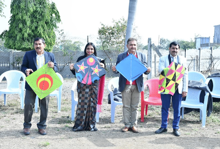 VNS Group of Institutions, Faculty of Pharmacy Bhopal Kites Festival photo 1